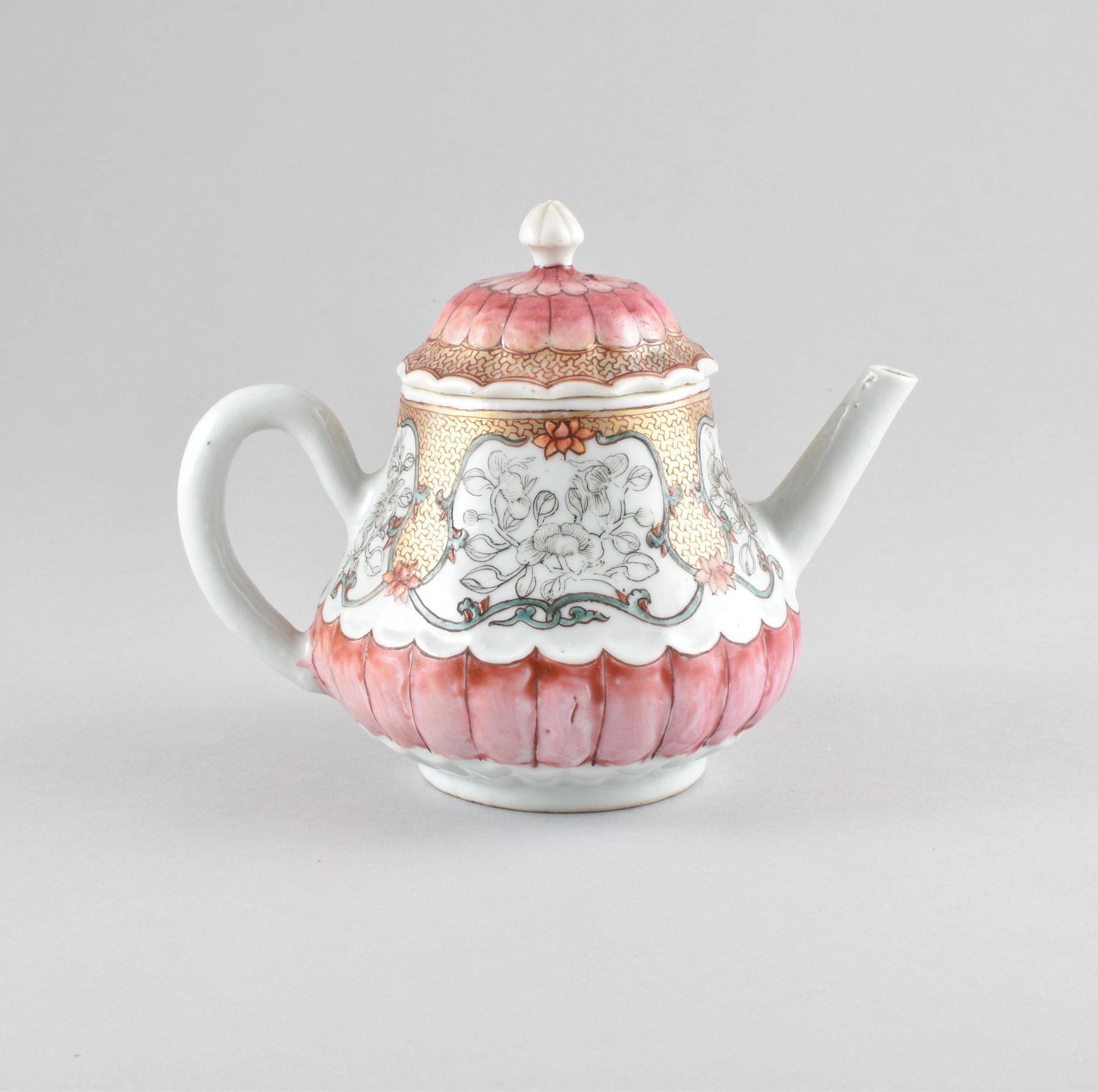 Théière famille rose porcelaine Chine Yongzheng